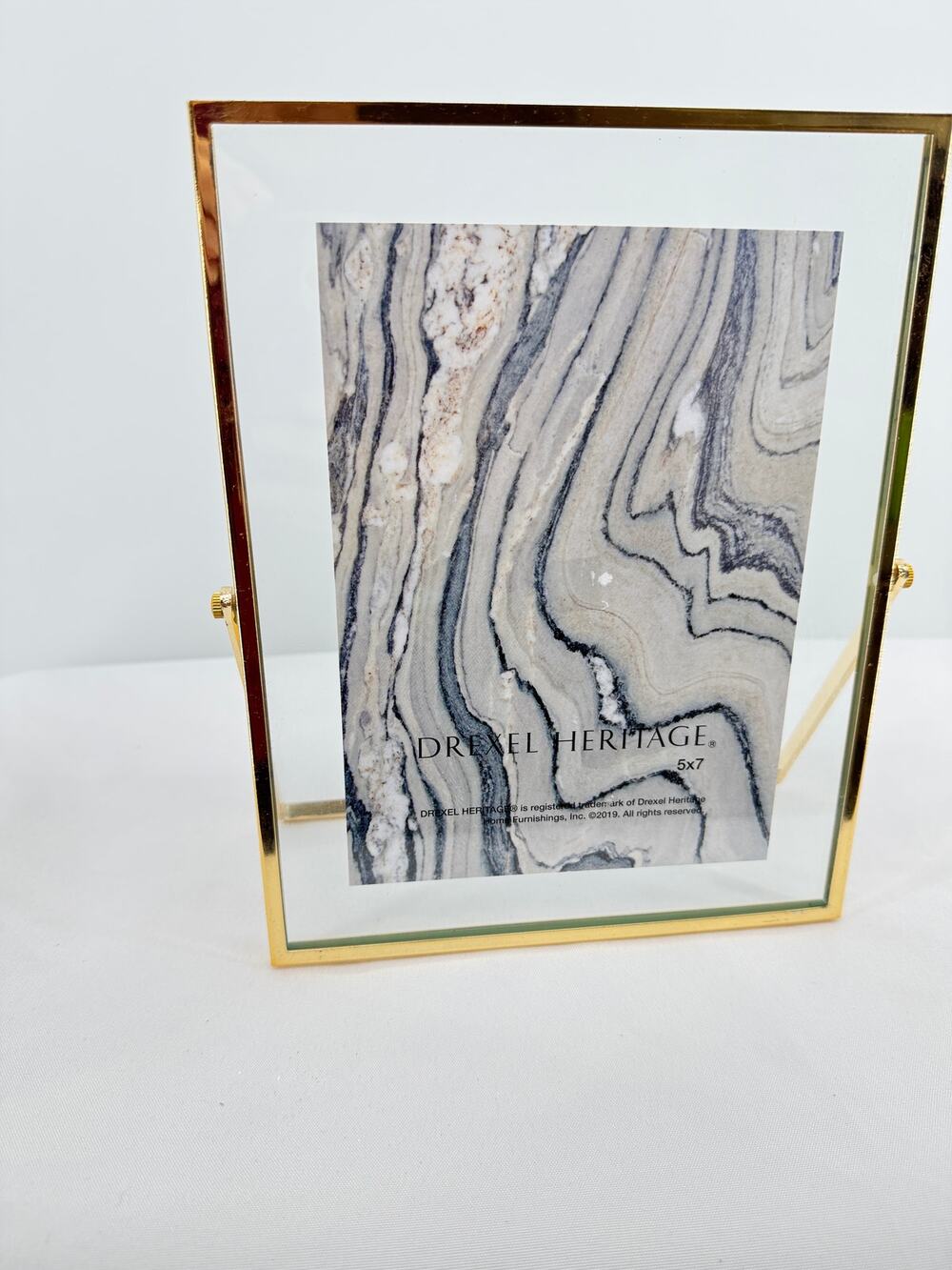 Gold Floating Glass Picture Frame Tabletop Easel Double Glass Metal Frame 5x7